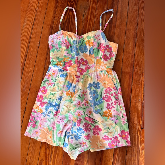 Old Navy Floral Romper- M Tall - Picture 2 of 3